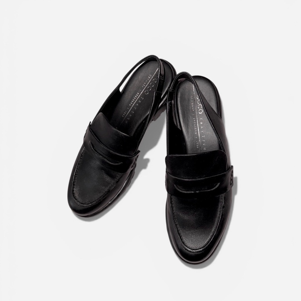 Ecco women Classic Black Slip-On Loafers